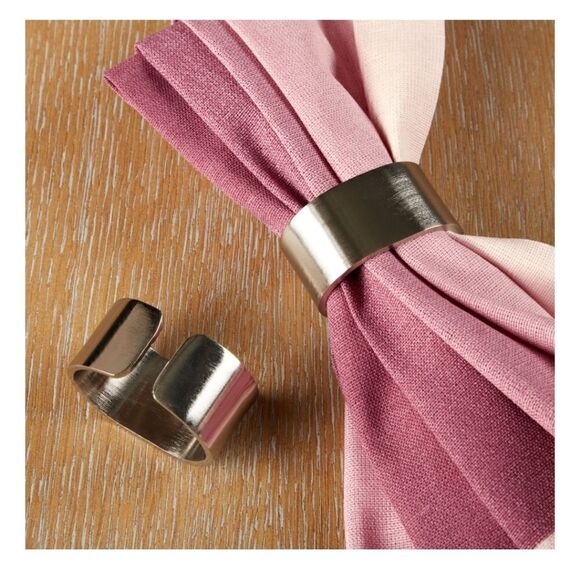 Dinning for two.Valentine's Day Table runner, placemats, napkins ring Bundle set - Picture 9 of 11